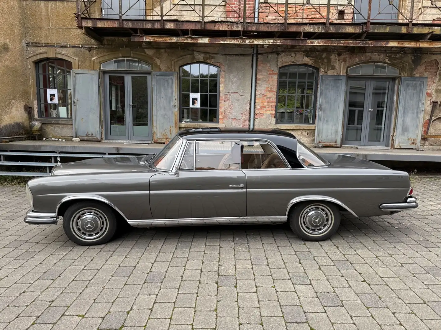 Mercedes-Benz 220 SEB-Coupé | H-Zulassung Grau - 2