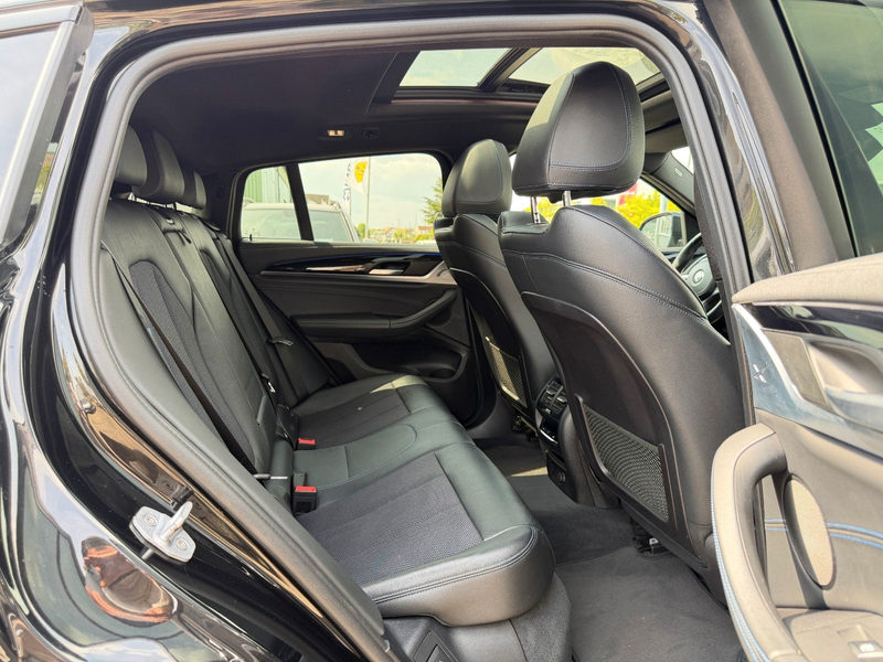 BMW X4 M40 d*Pano*Cam*Scheckheft*Nav*LED — photo 11