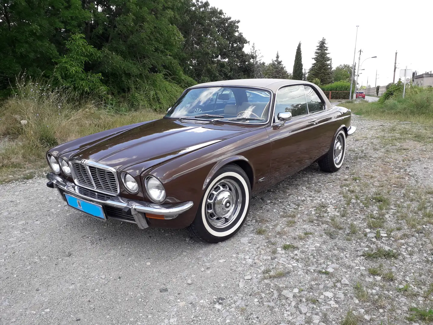 Jaguar XJ6 Coupé Braun - 1