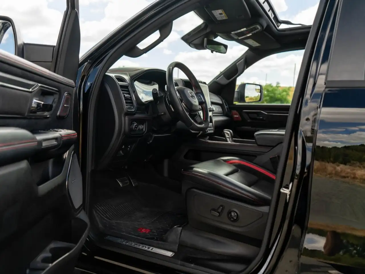 Dodge RAM 2023 — фото 10