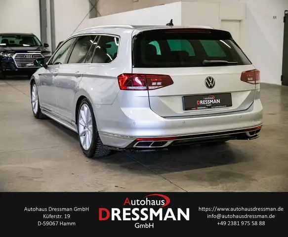 Volkswagen Passat view 5