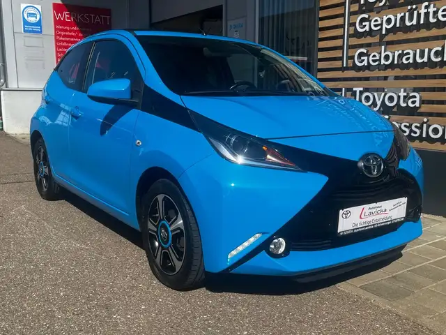 Toyota Aygo 1,0-l-VVT-i x-wave | Faltdach | Kamera