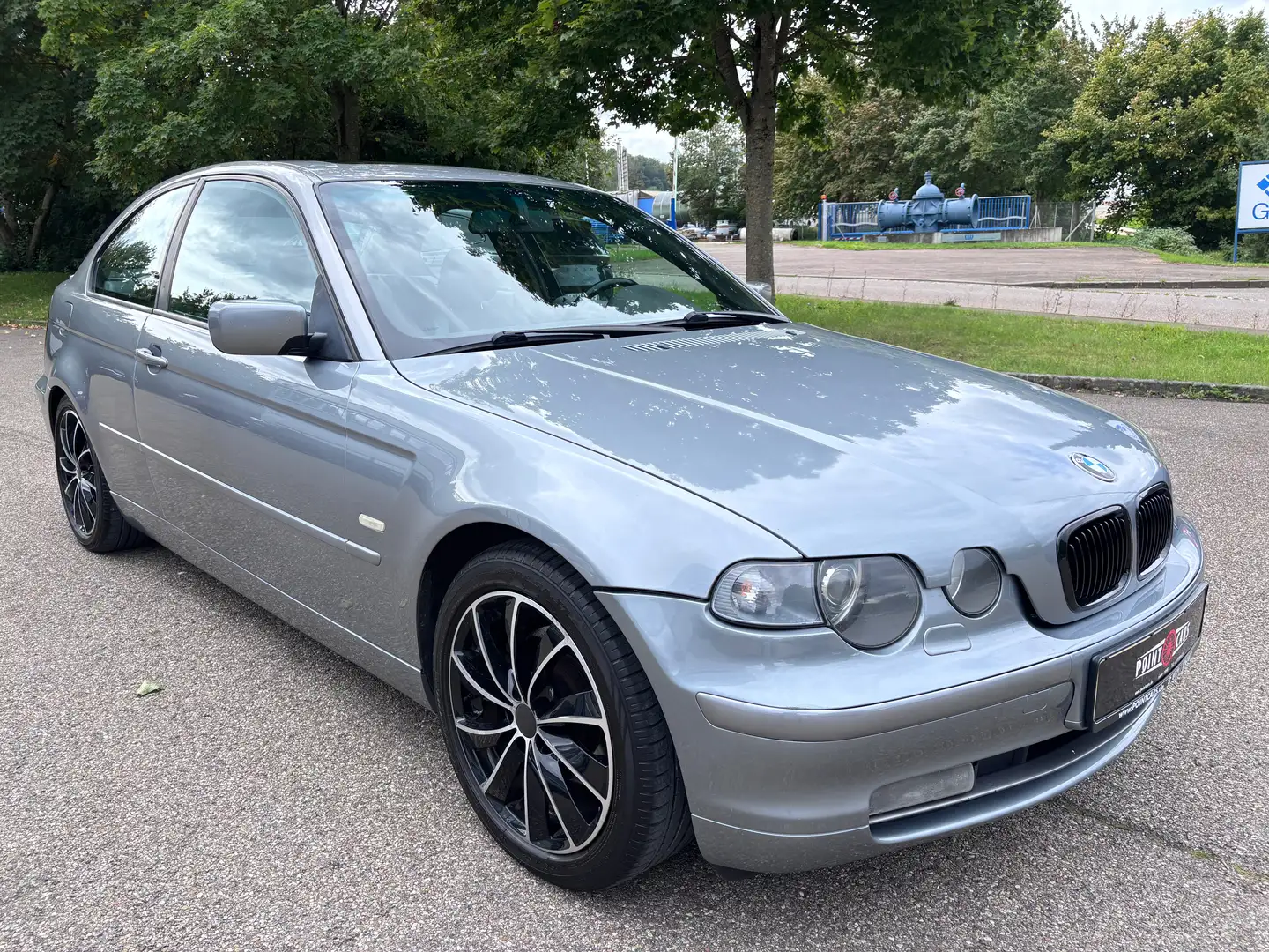 BMW 325 325ti Compact Automatik*NAVI-EURO4-SSD-WR-XENON* Grau - 2