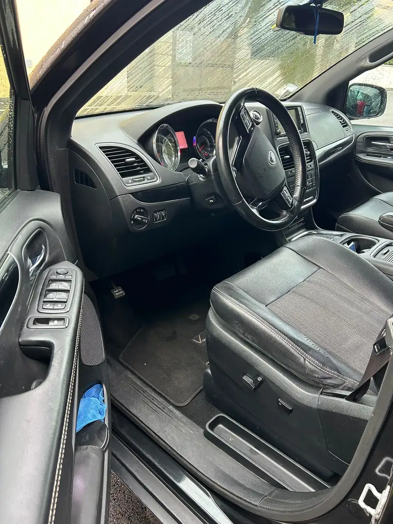 Lancia Voyager Voyager V 2.8L S 177cv auto Nero - 2