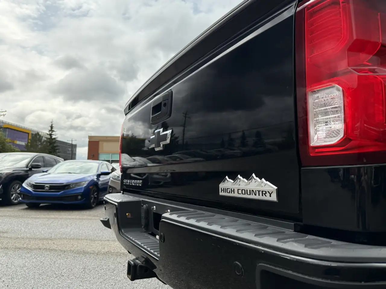 Chevrolet Silverado 1500 photo Chevrolet Silverado 1500
