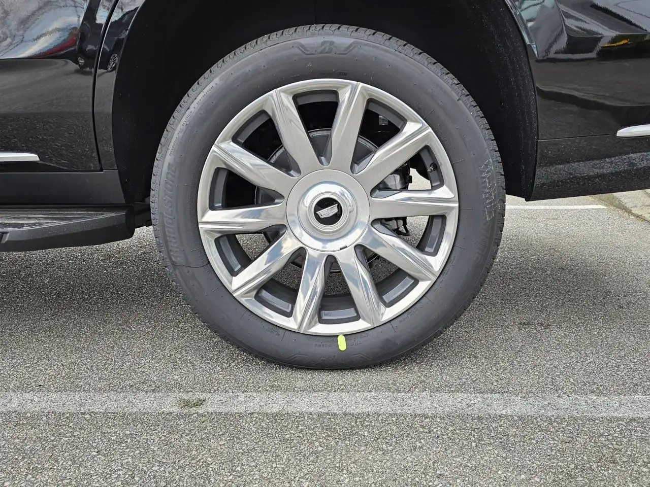 Cadillac Escalade снимка Cadillac Escalade