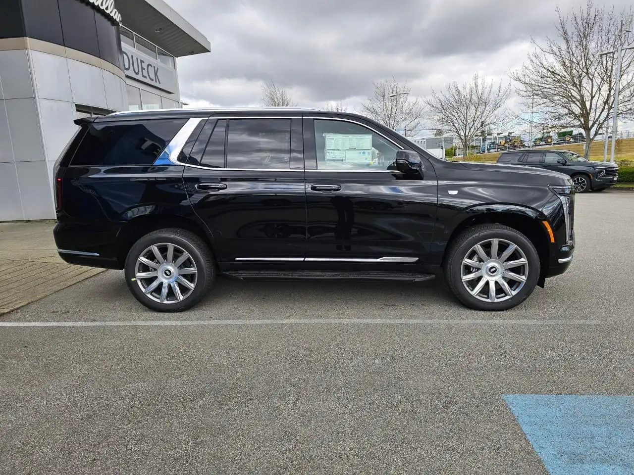Cadillac Escalade снимка Cadillac Escalade