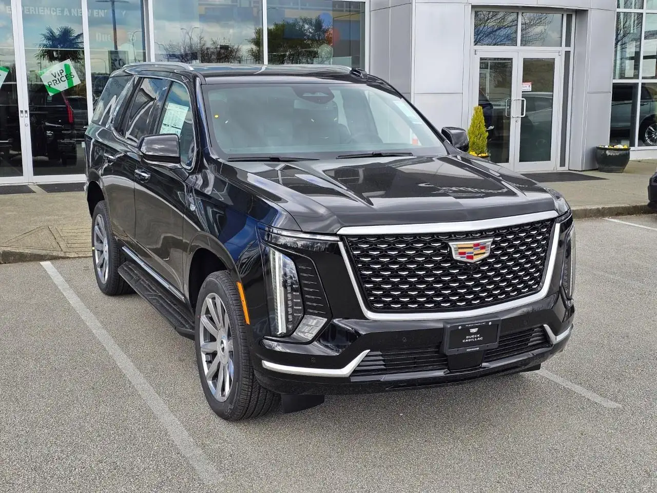 Cadillac Escalade снимка Cadillac Escalade