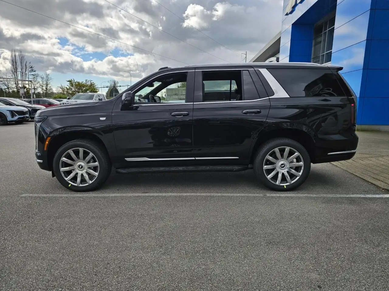 Cadillac Escalade снимка Cadillac Escalade