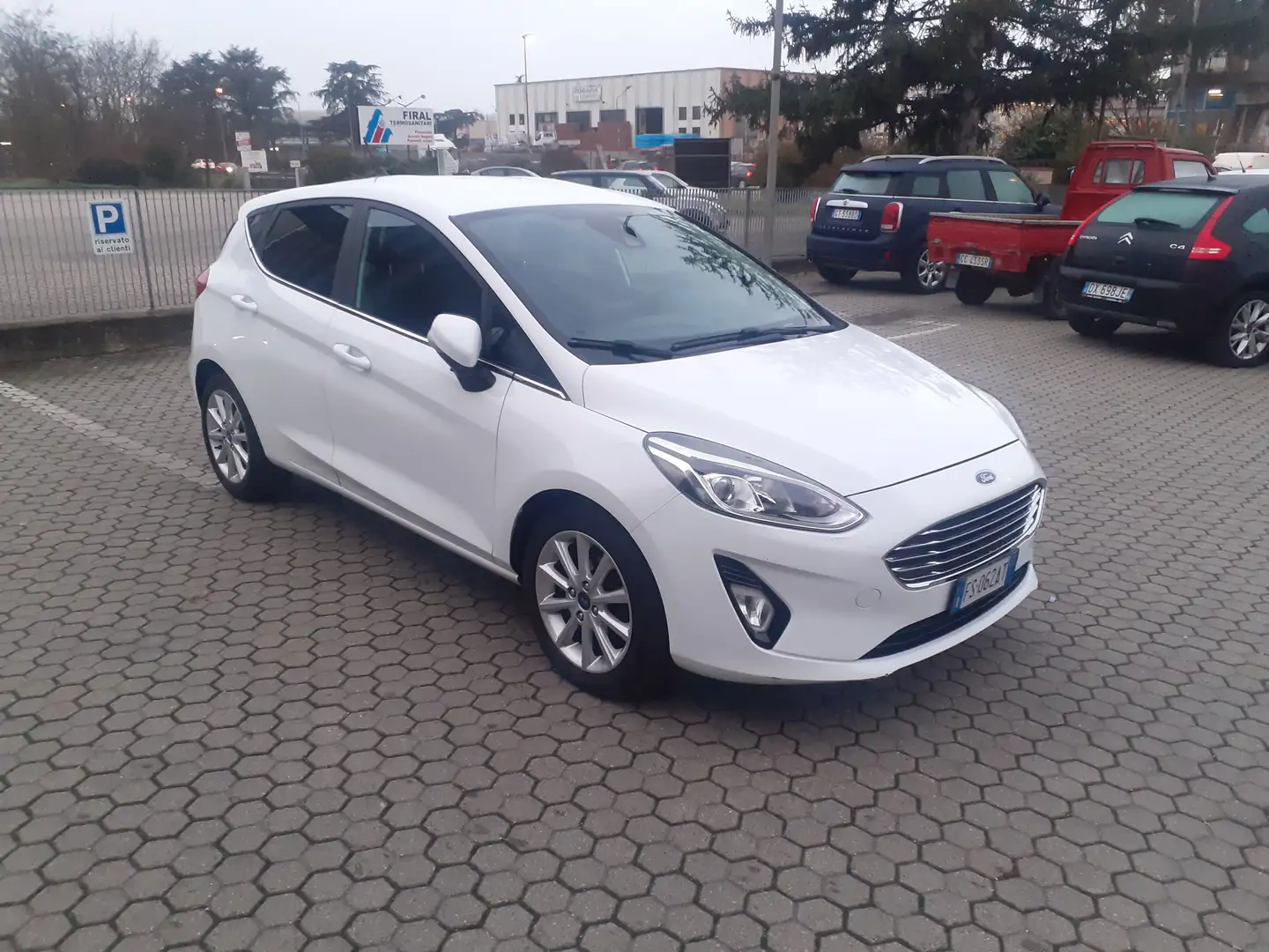 Ford Fiesta Fiesta 5p 1.0 ecoboost Titanium 100cv Blanc - 2