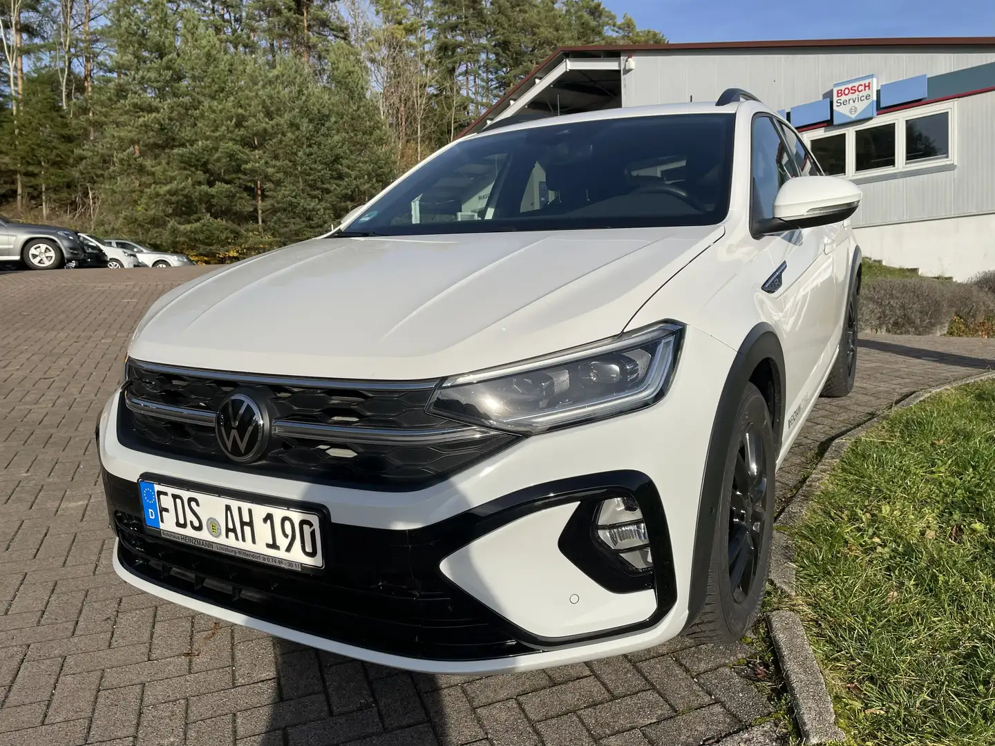 Volkswagen Taigo R-Line *Navi *2-Zonen *Matrix-LED *Digital Weiß - 1