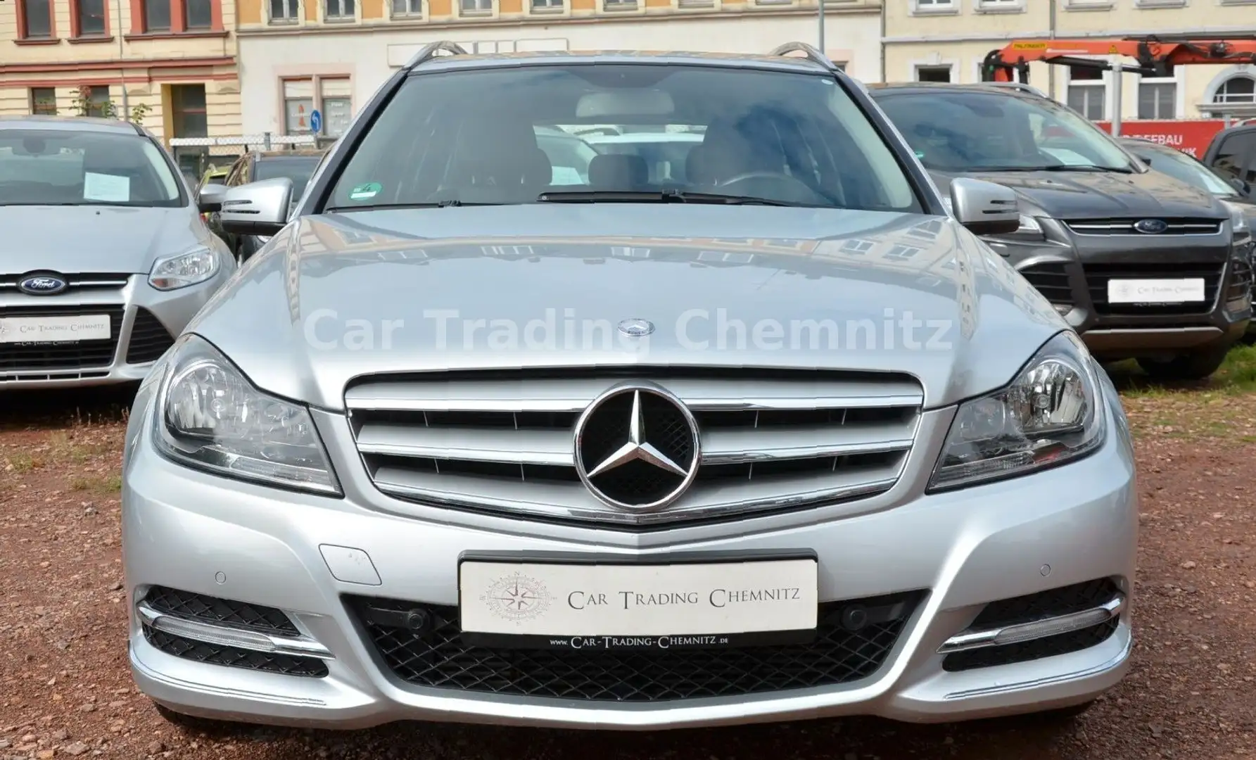 Mercedes-Benz C 180 T CGI BlueEfficiency Navi Sitzheizung Argent - 2