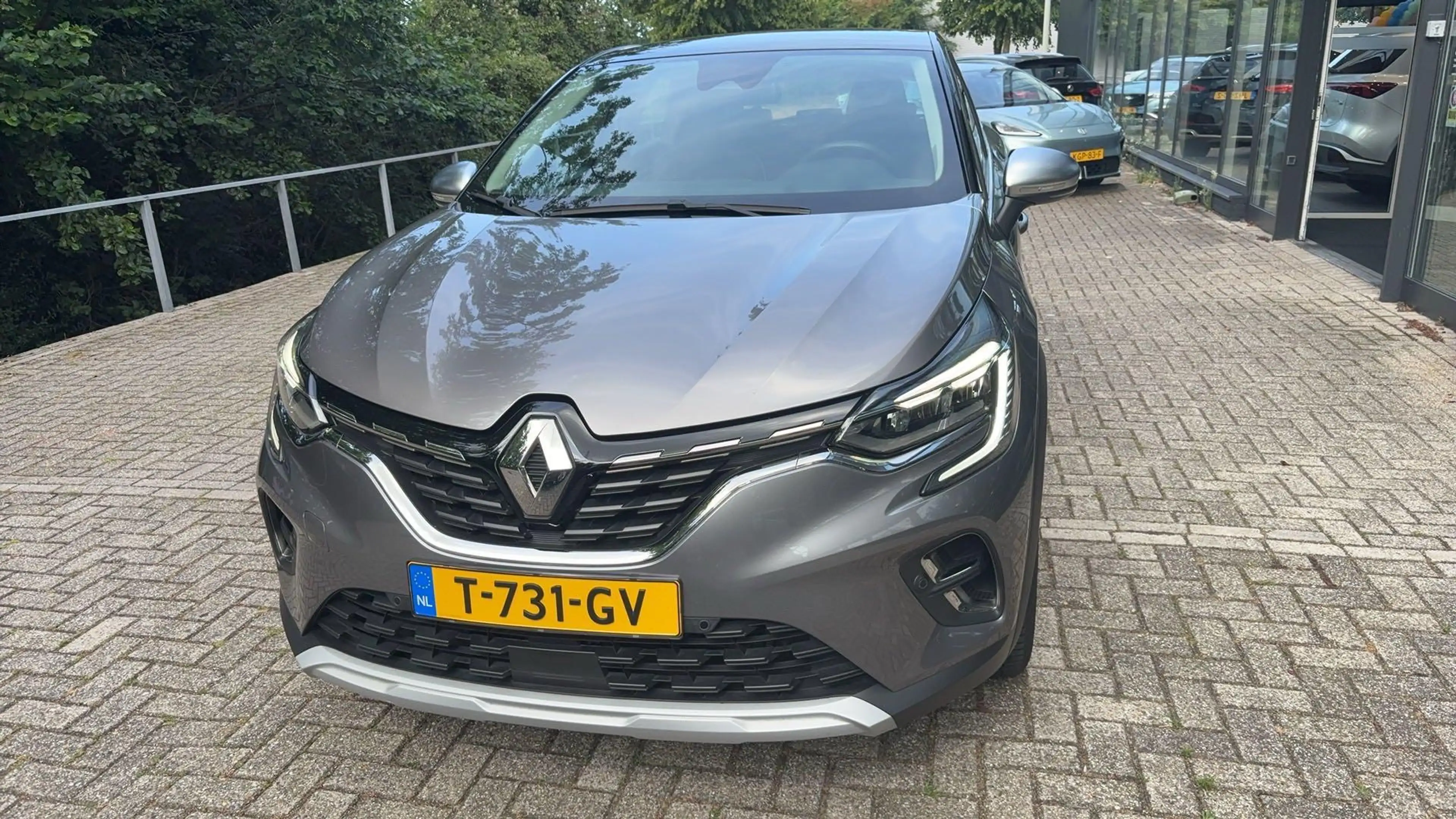 Renault Captur 1.3 TCe 140 Intens — photo 2