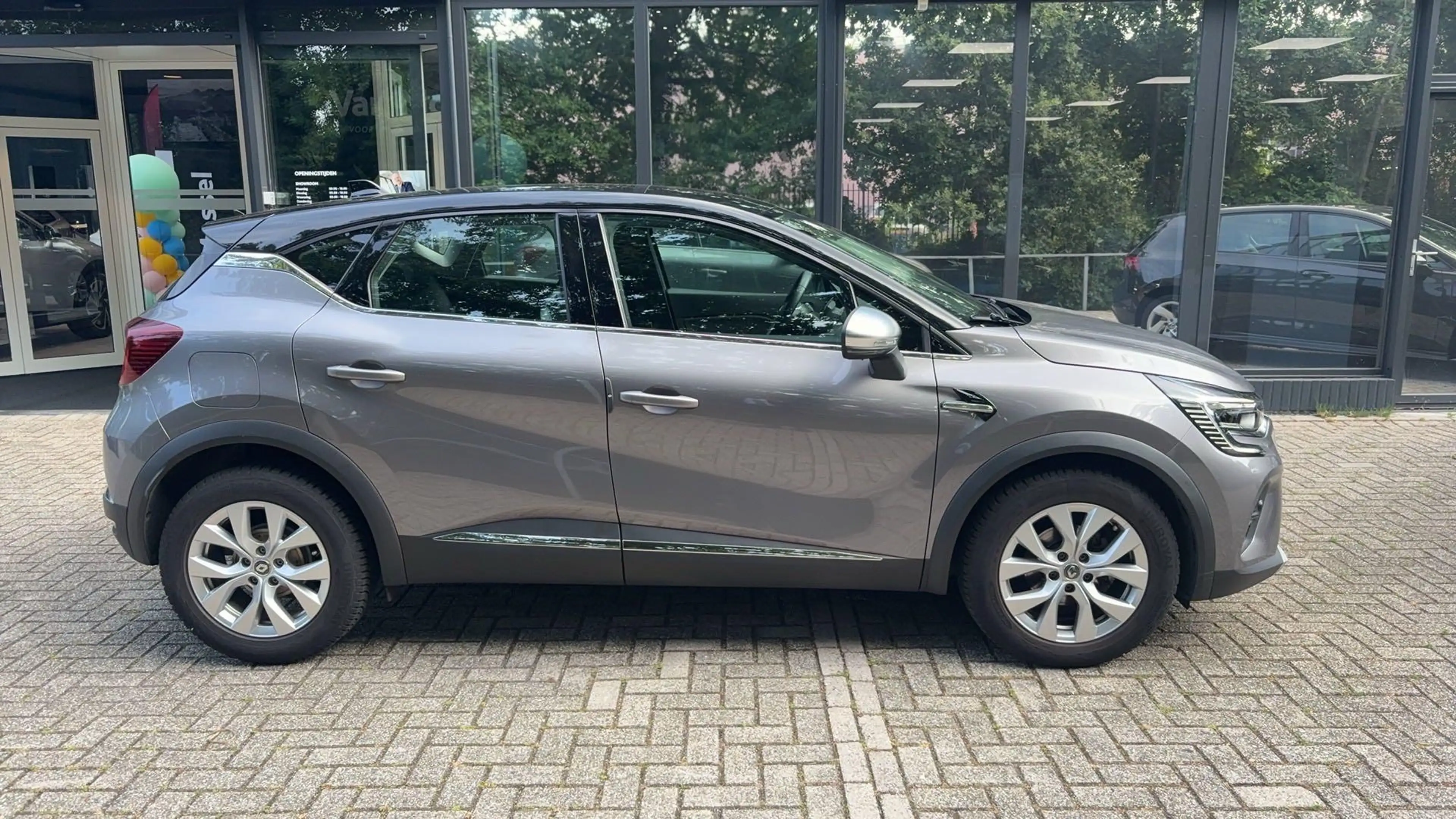 Renault Captur 1.3 TCe 140 Intens — photo 5