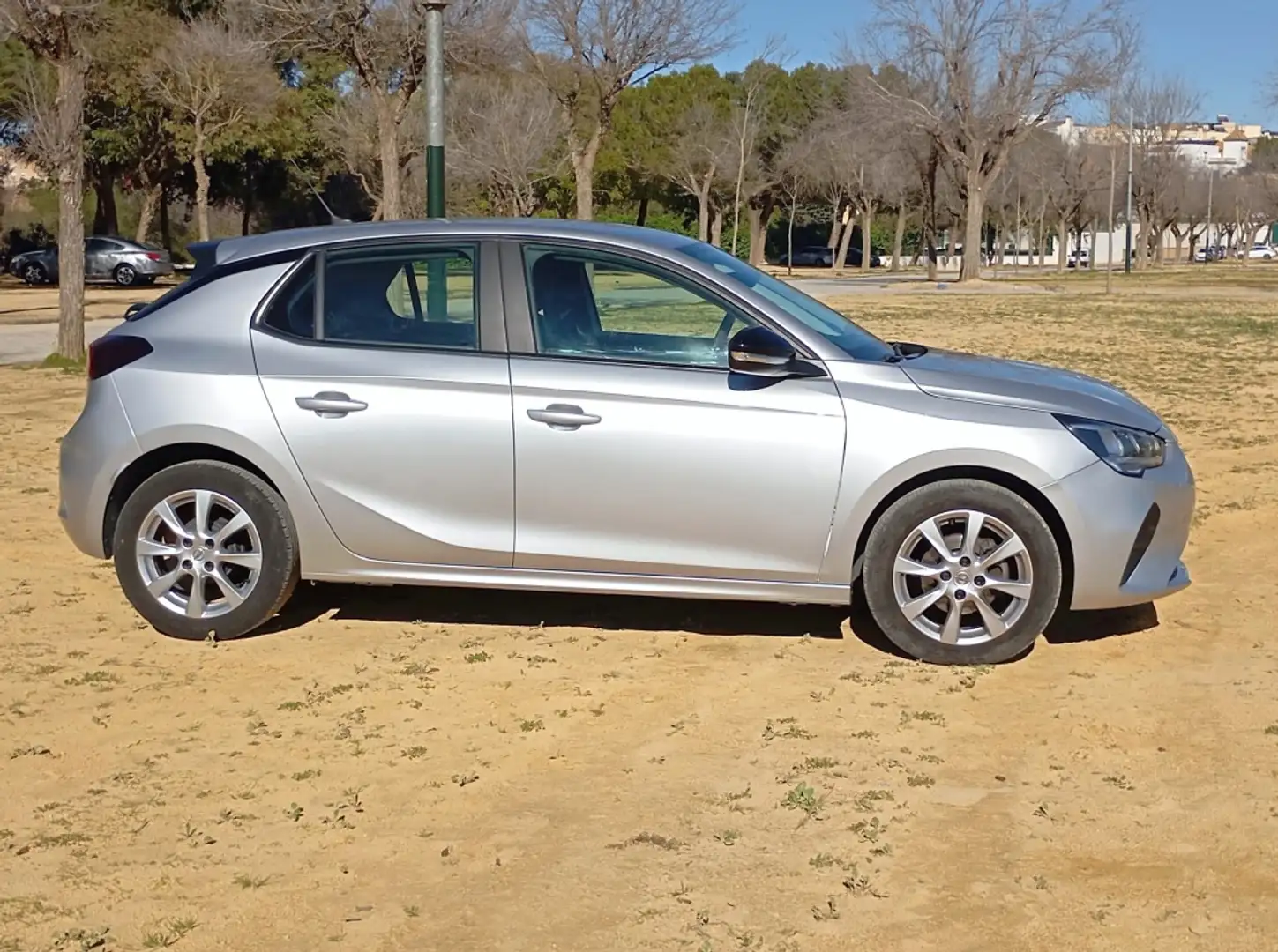 Opel Corsa 1.2 XEL S/S Edition 75 Gris - 2