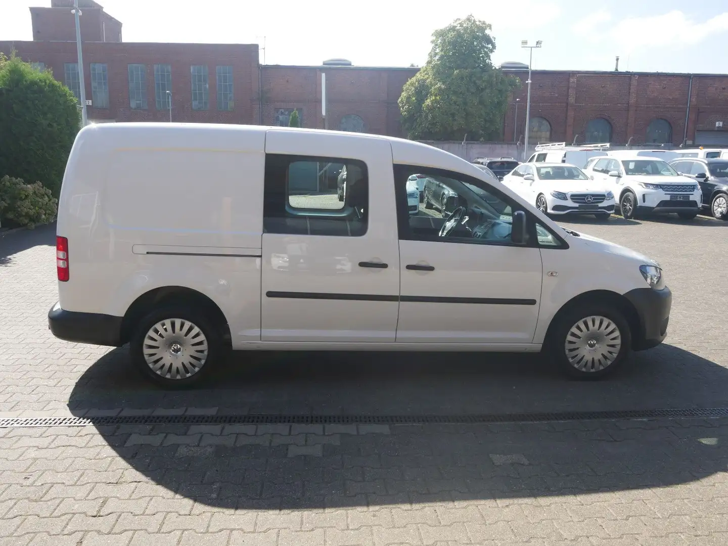 Volkswagen Caddy Maxi Kombi 2.0 TDI Navi Klima Weiß - 2