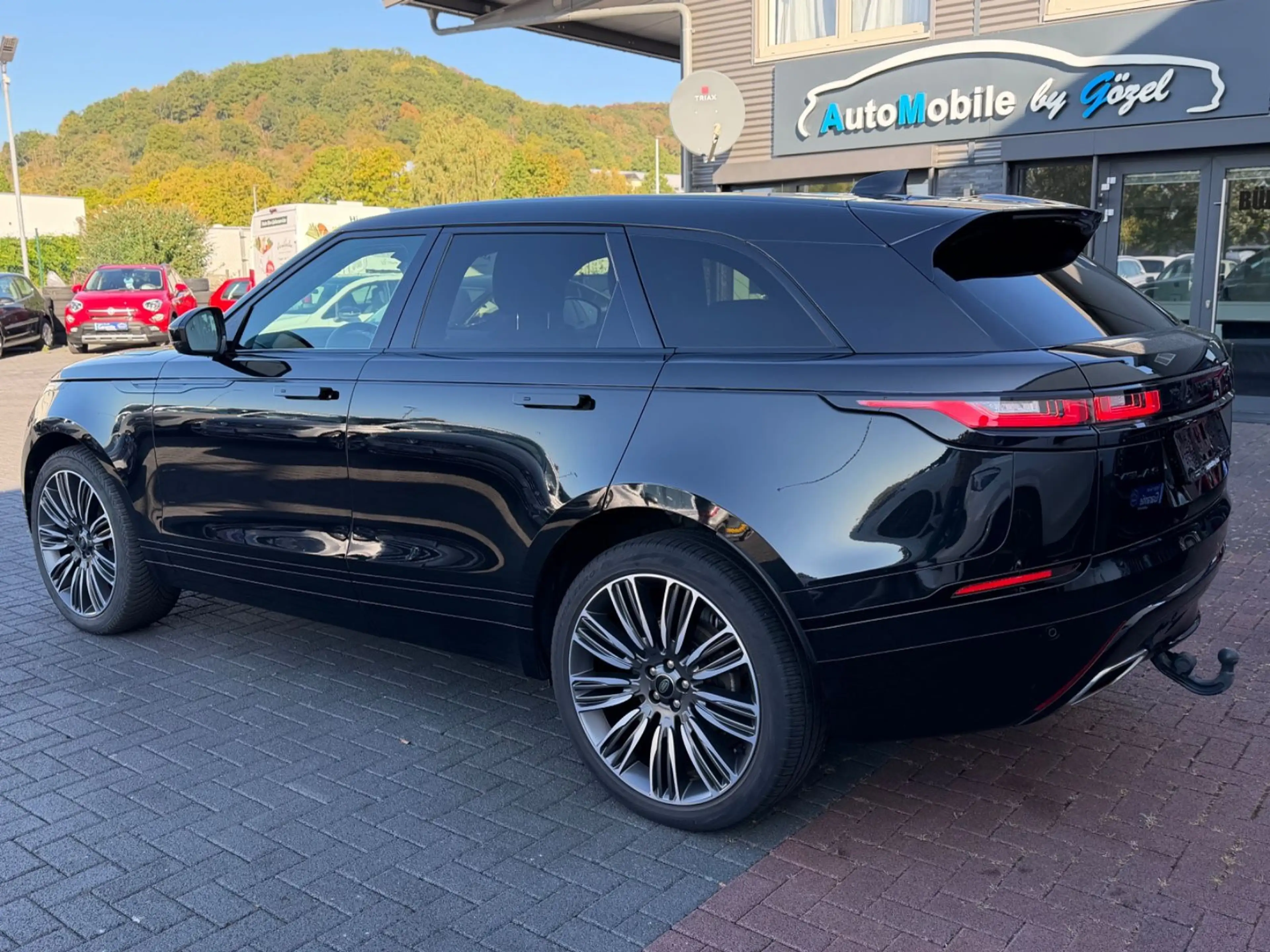 Land Rover Range Rover Velar R-Dynamic SE *2. Hand *Pano — photo 3