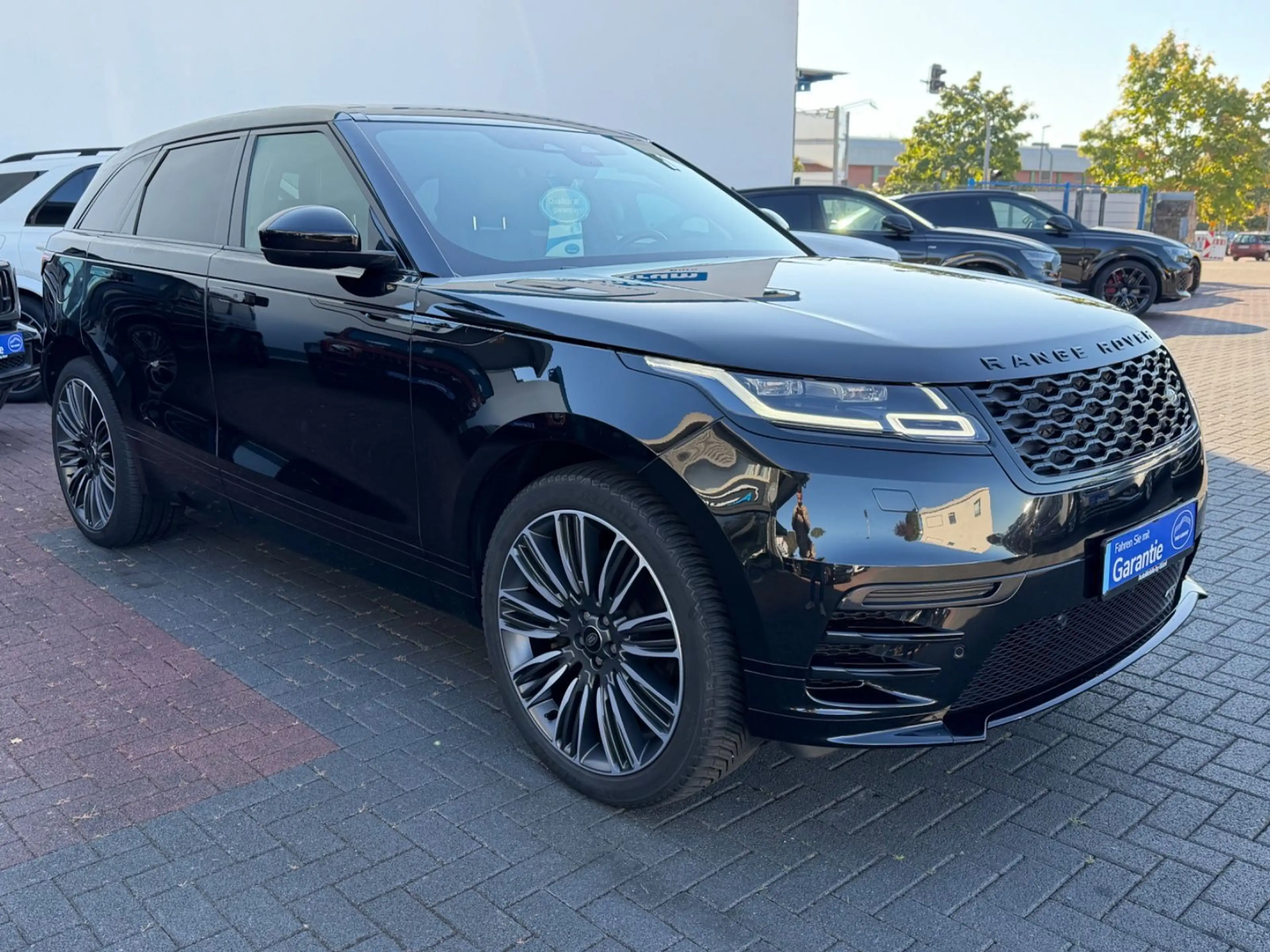 Land Rover Range Rover Velar R-Dynamic SE *2. Hand *Pano — photo 7