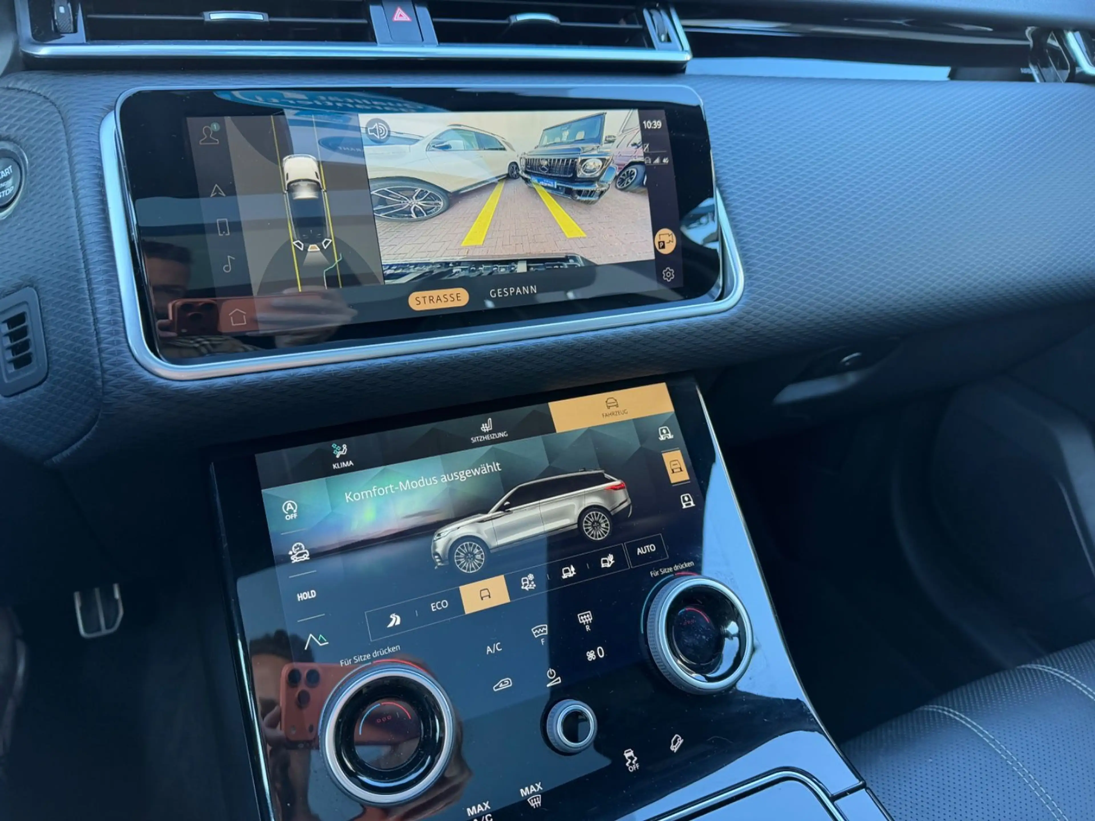 Land Rover Range Rover Velar R-Dynamic SE *2. Hand *Pano — photo 15