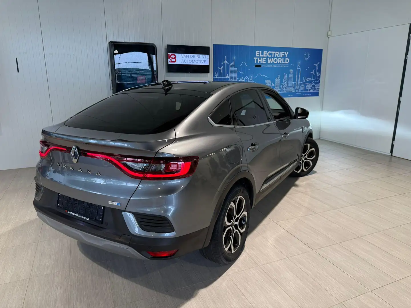 Renault Arkana 1.6 E-Tech Hybrid 145 Intens *ACC & Camera* Grijs - 2
