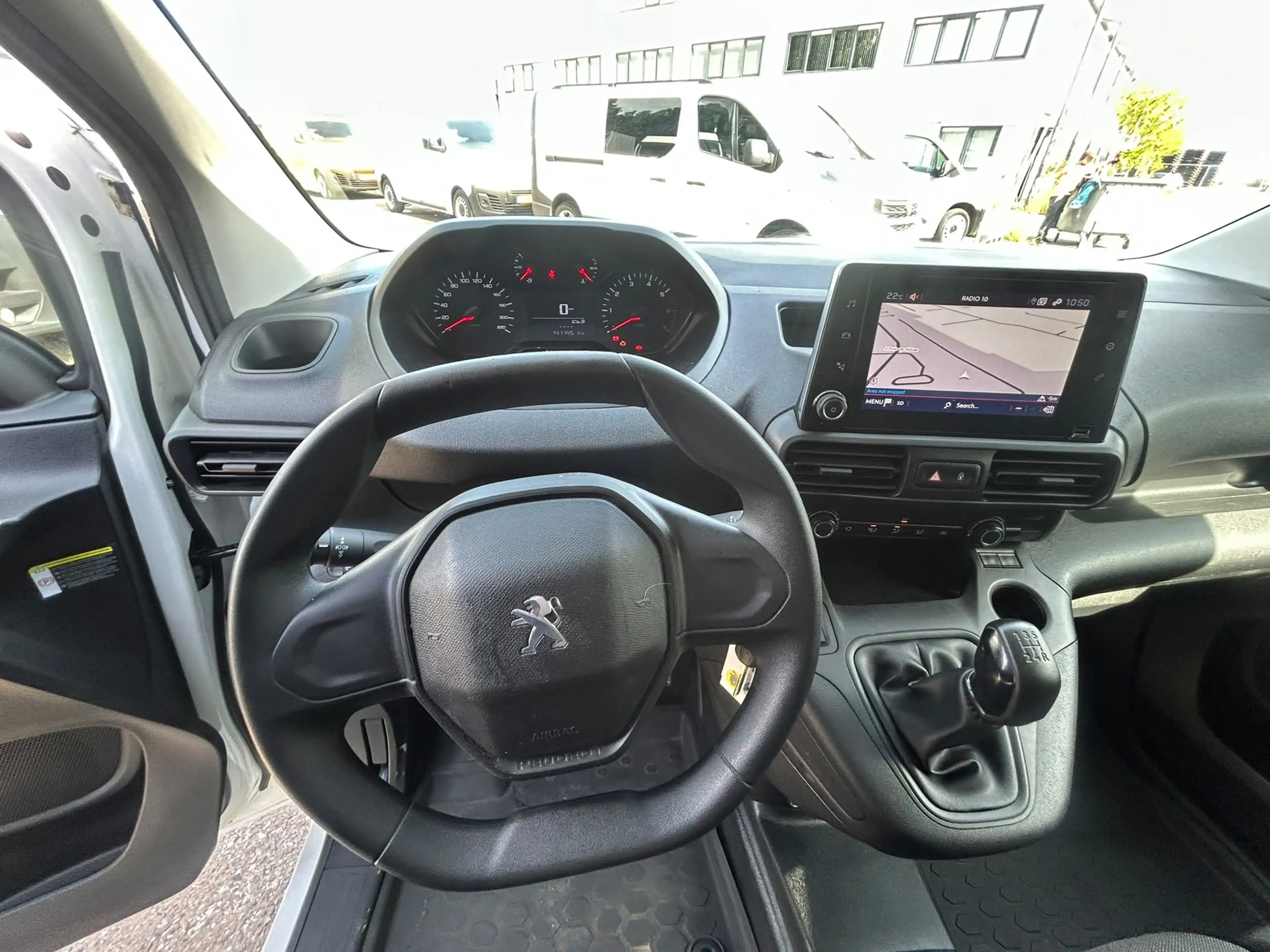Peugeot Partner 1.5 BlueHDI Asphalt 3 personen — photo 4