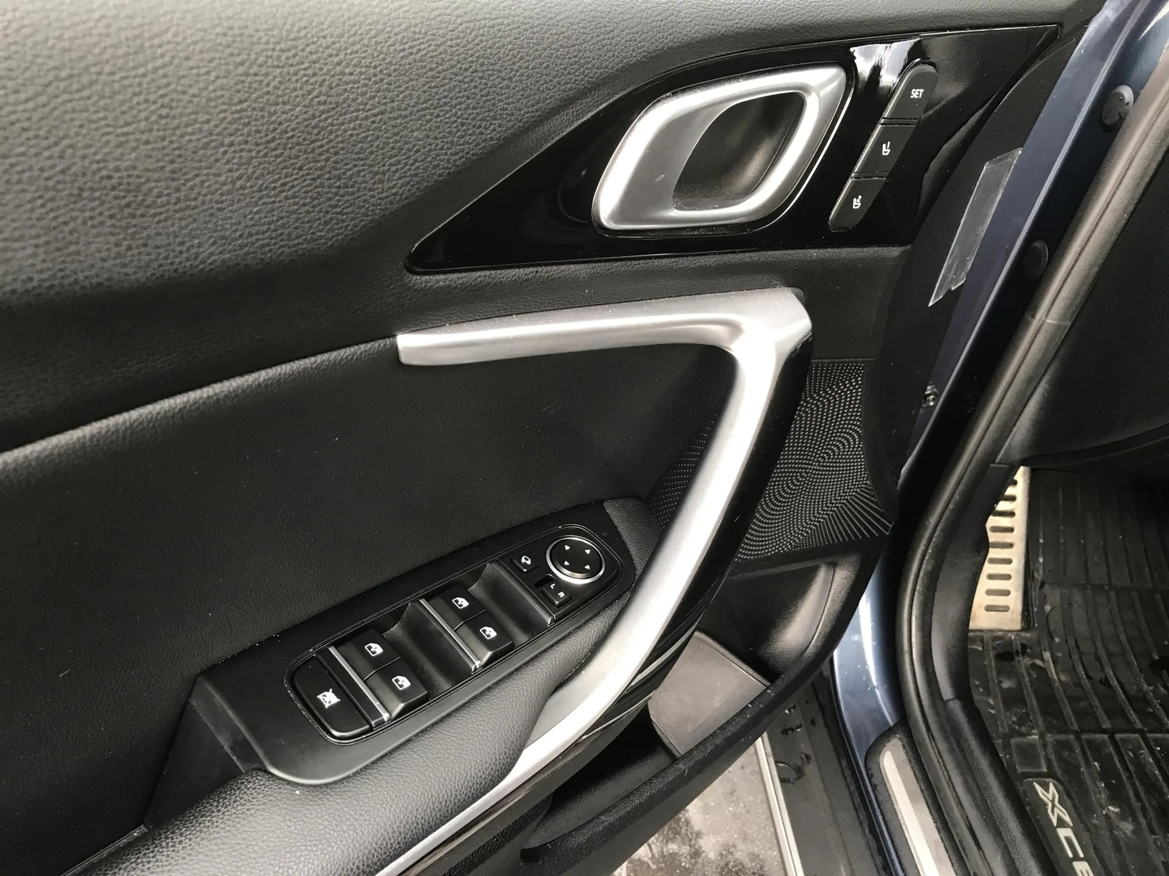 Kia XCeed 1.6 GDi PHEV ExecutiveLine — photo 18
