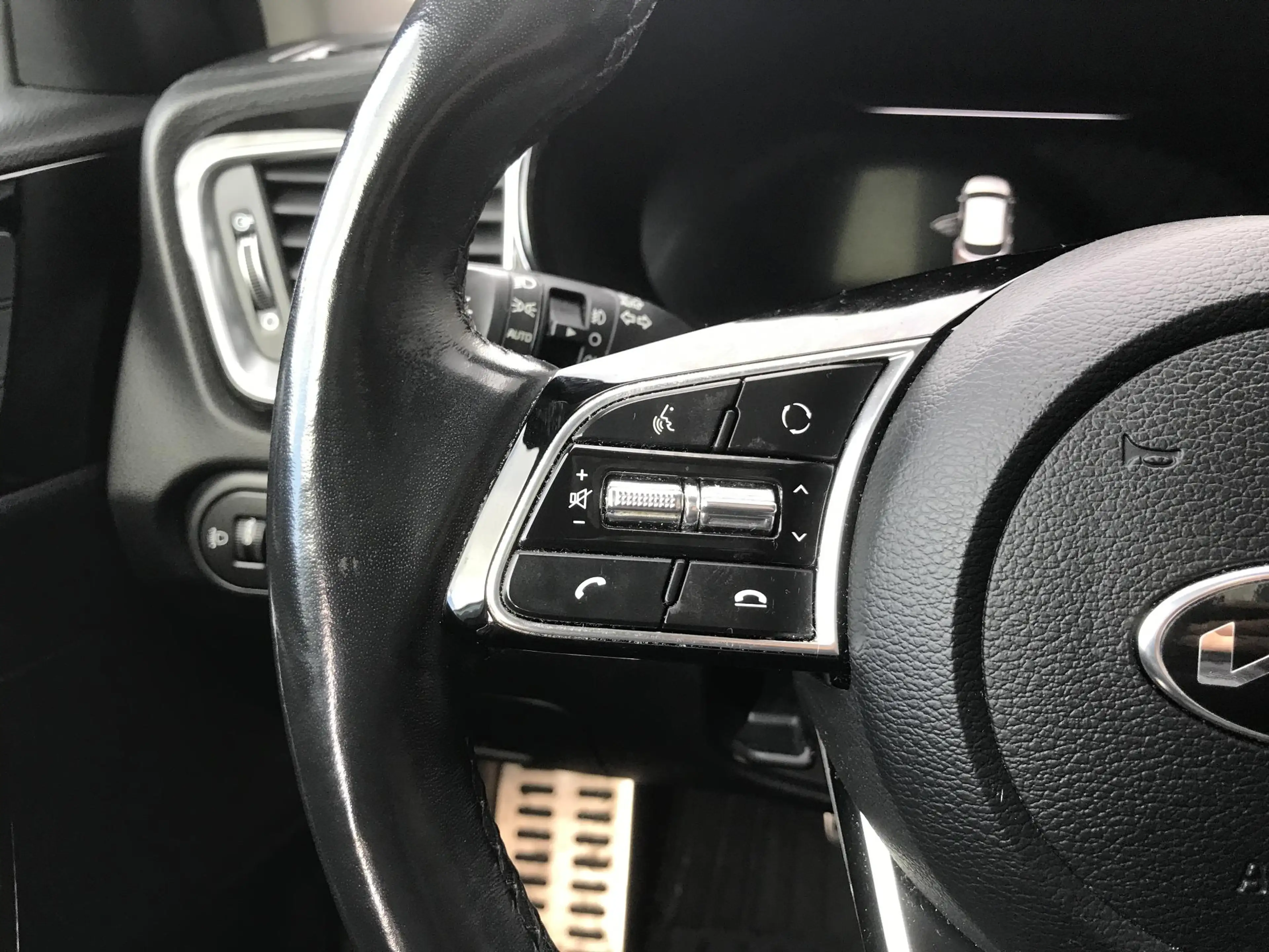 Kia XCeed 1.6 GDi PHEV ExecutiveLine — photo 15