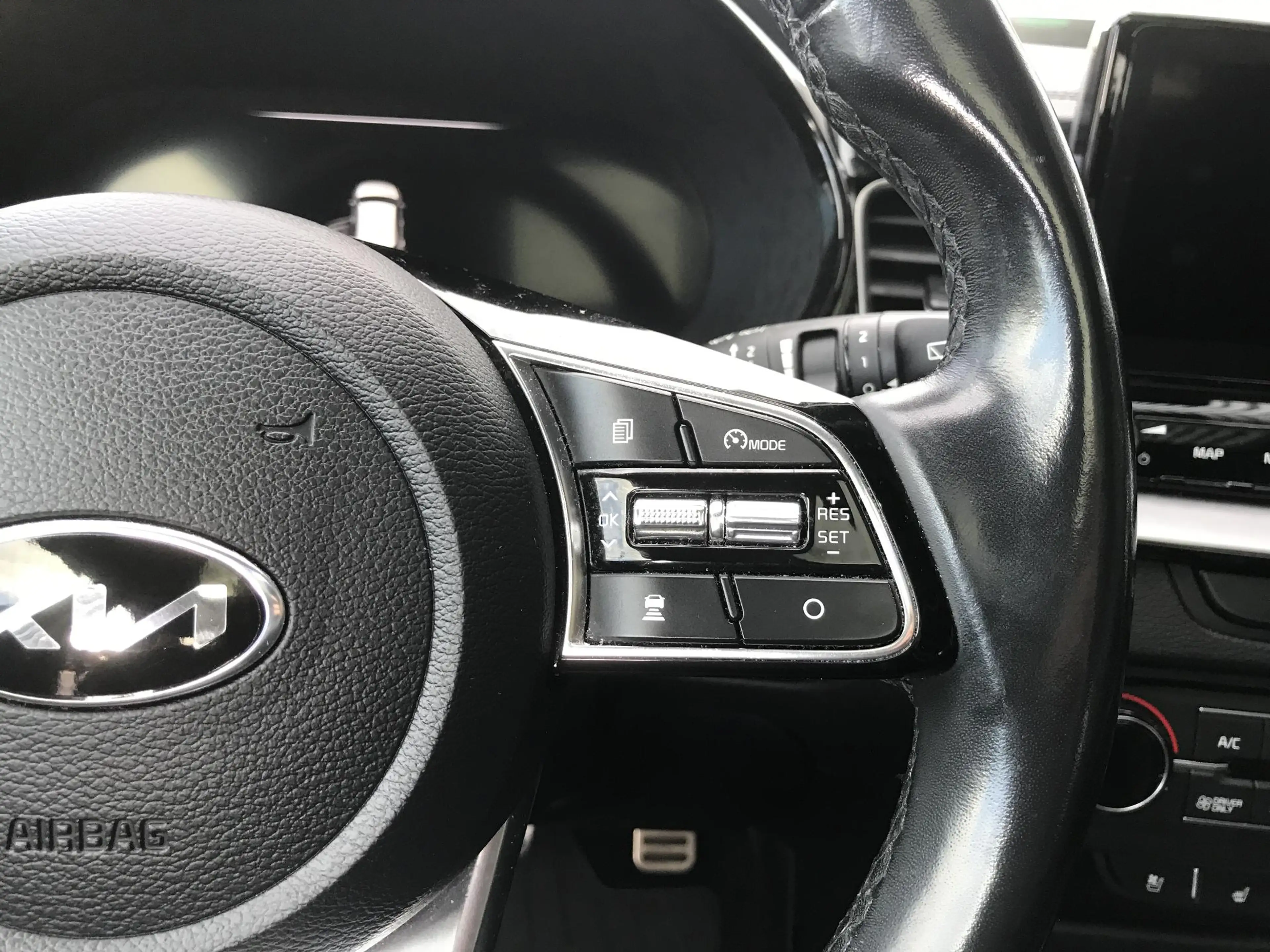 Kia XCeed 1.6 GDi PHEV ExecutiveLine — photo 14