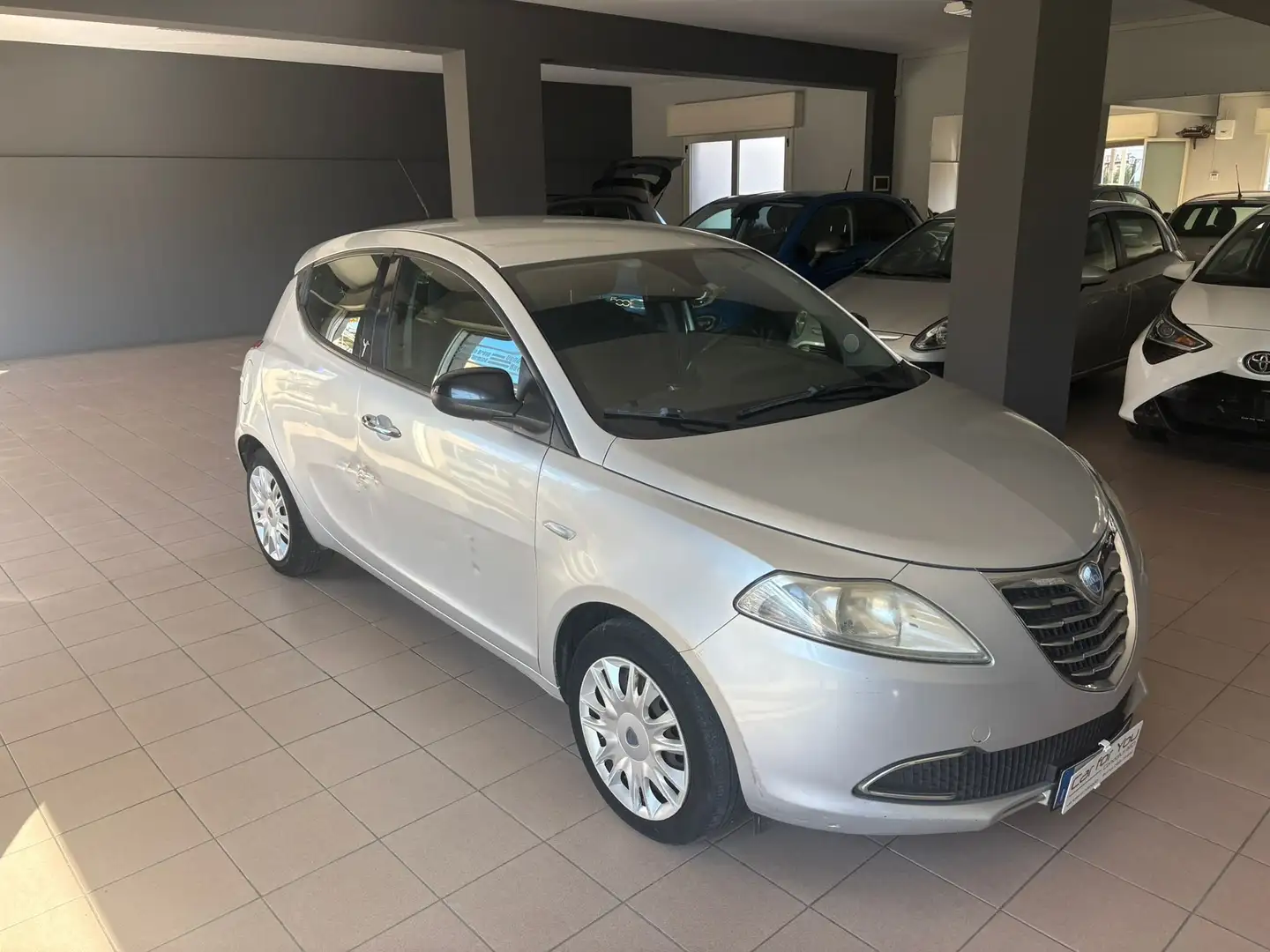 Lancia Ypsilon Ypsilon 1.2 8v Silver Argento - 2