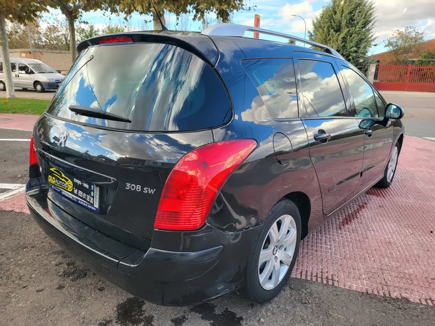 Peugeot 308 SW 1.6 VTi Confort Negru - 2