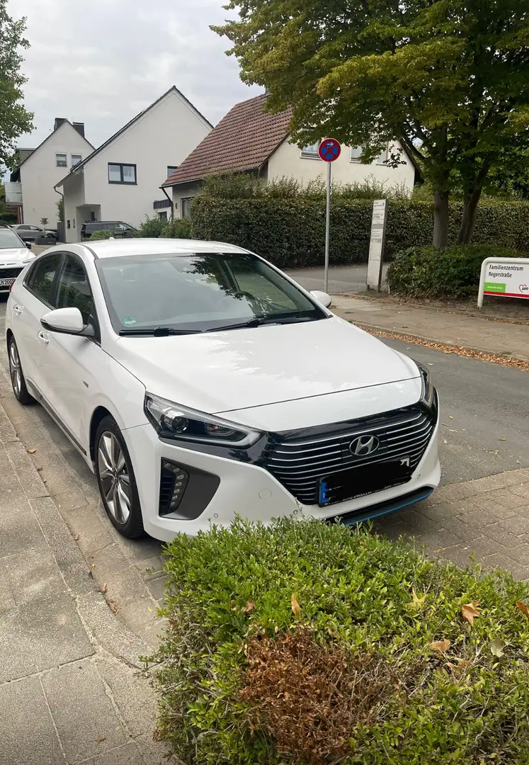 Hyundai IONIQ Hybrid 1.6 GDI Premium White - 1