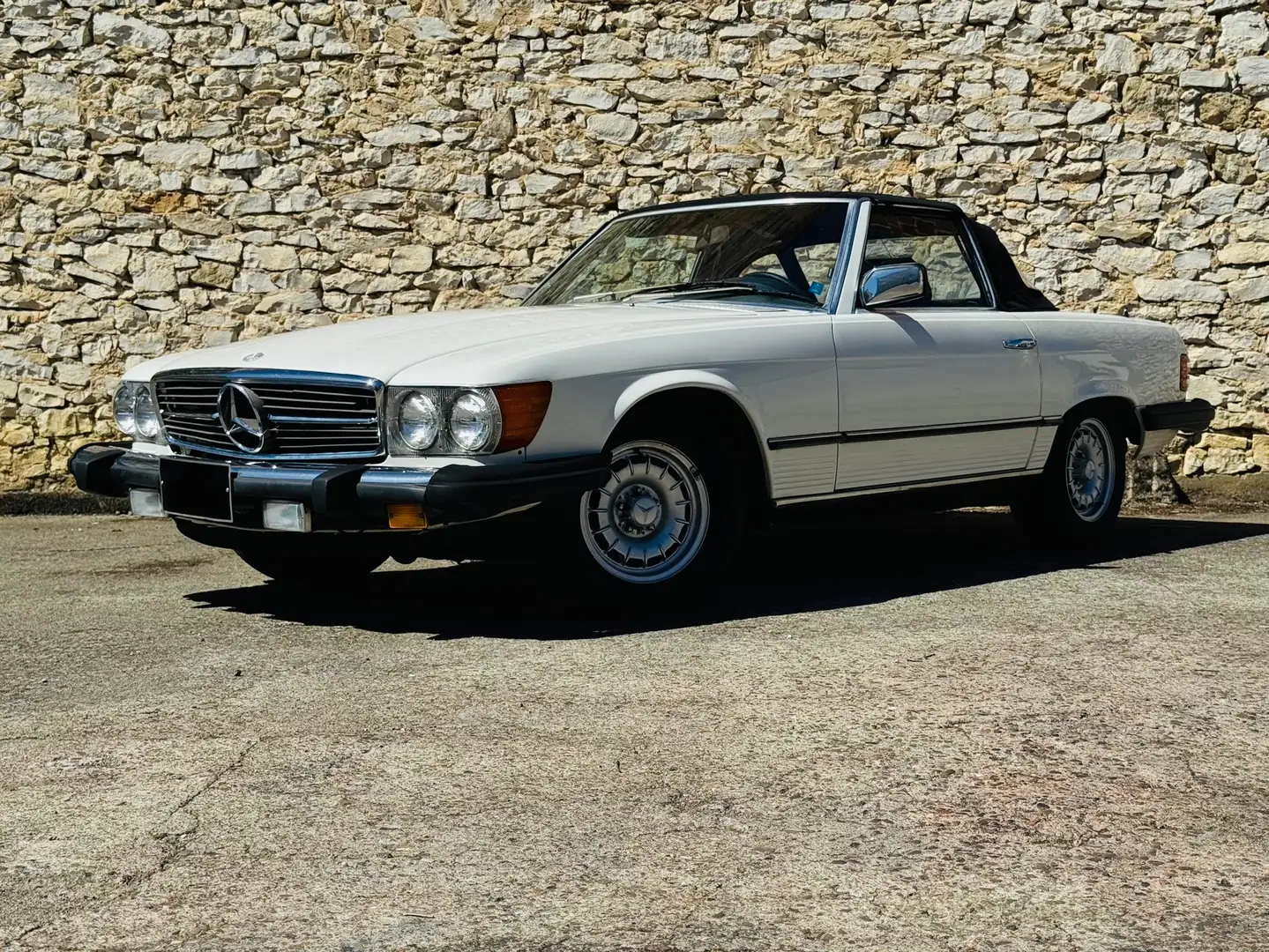 Mercedes-Benz SL 380 Beyaz - 1