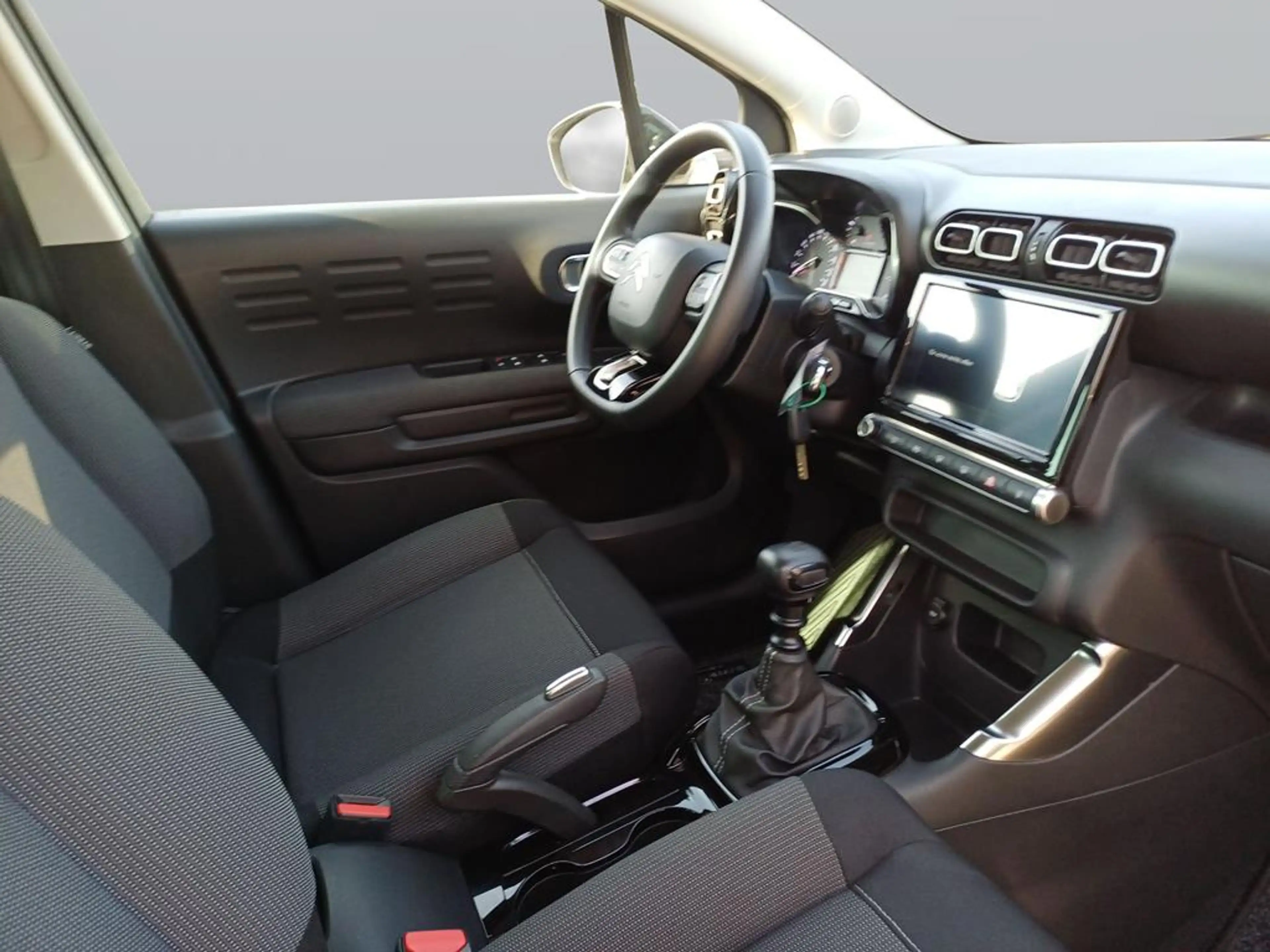 Citroen C3 Aircross Shine — photo 11