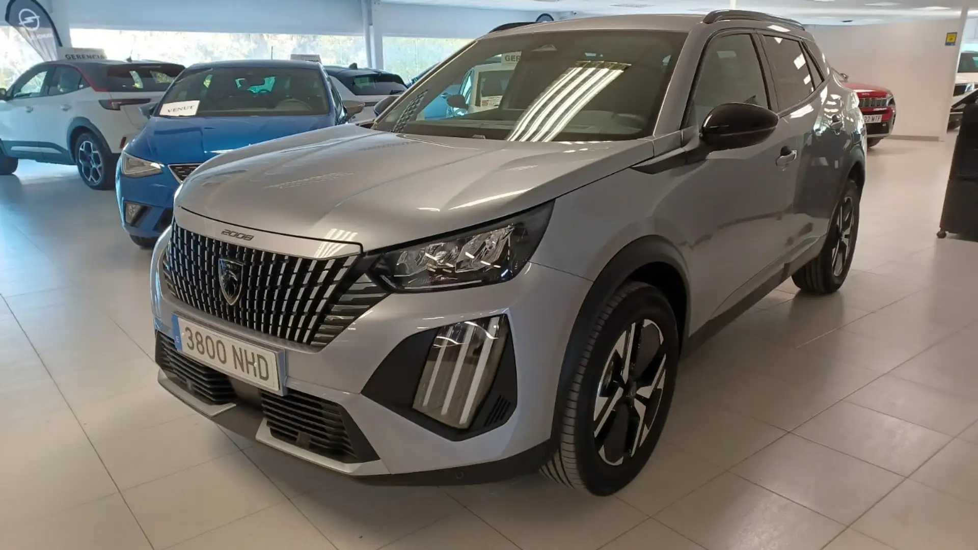 Peugeot 2008 Hybrid Allure eDCS6 145 - 1