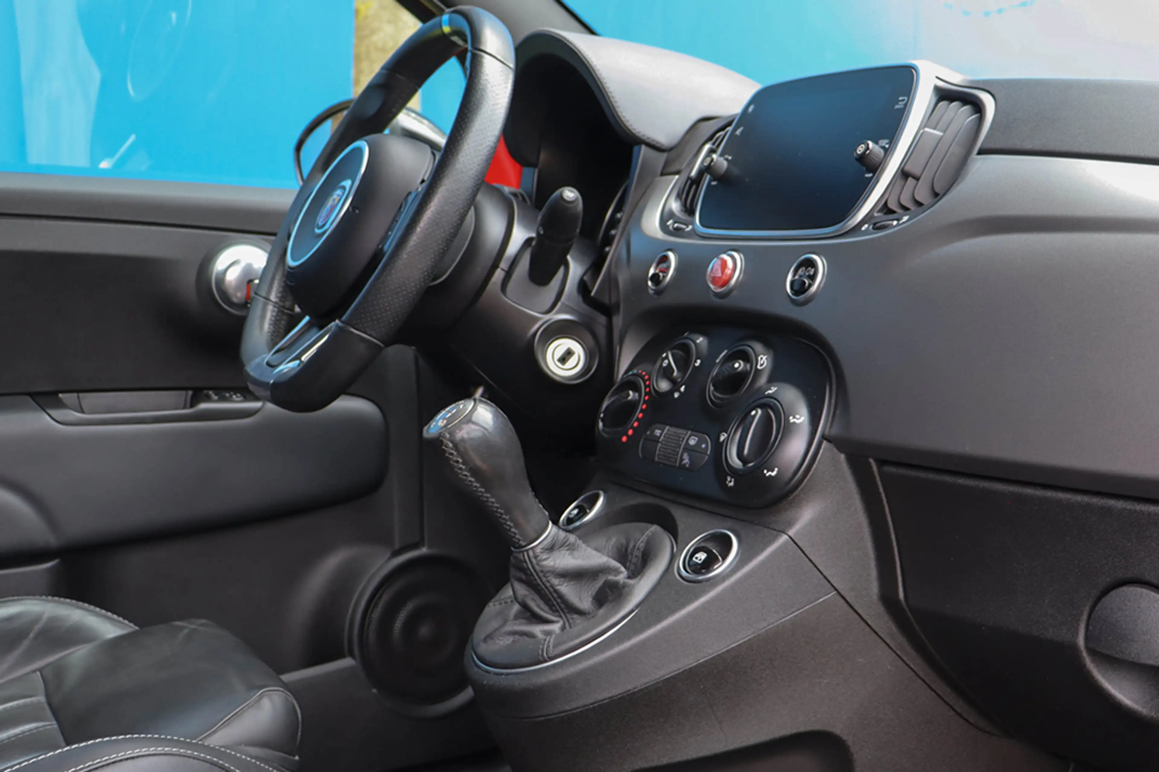 Fiat 500 Abarth 1.4 T-Jet 595 Pista — photo 10