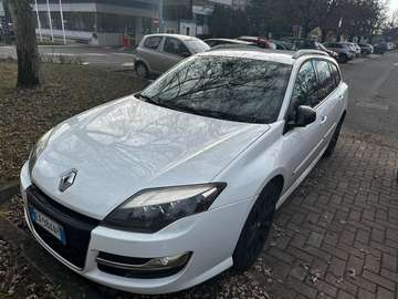 Laguna IV SporTour 2.0 dci 4Control esm 150cv my13