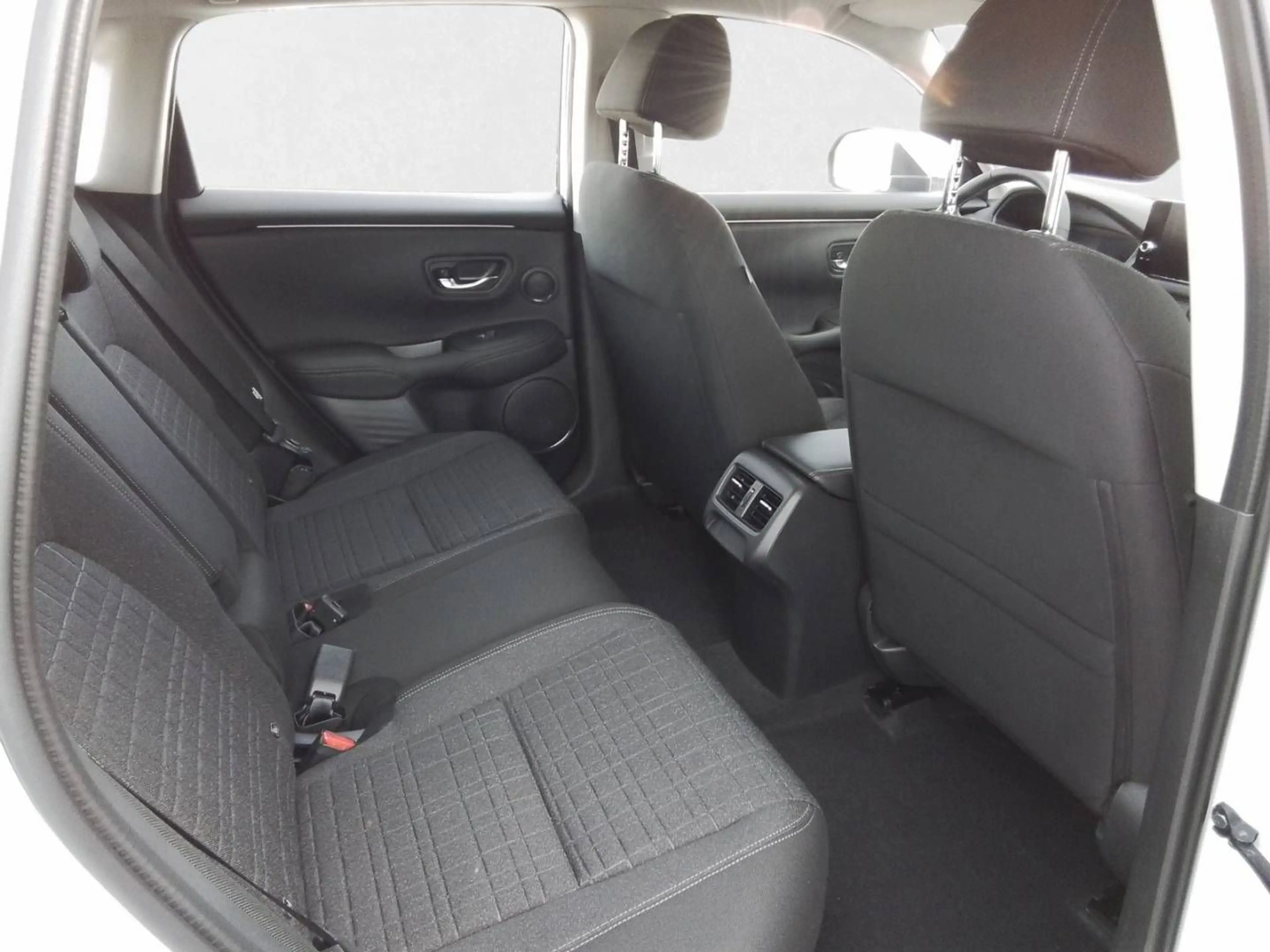 Honda ZR-V Hybrid 2.0 Elegance *Aktionspreis* — photo 5