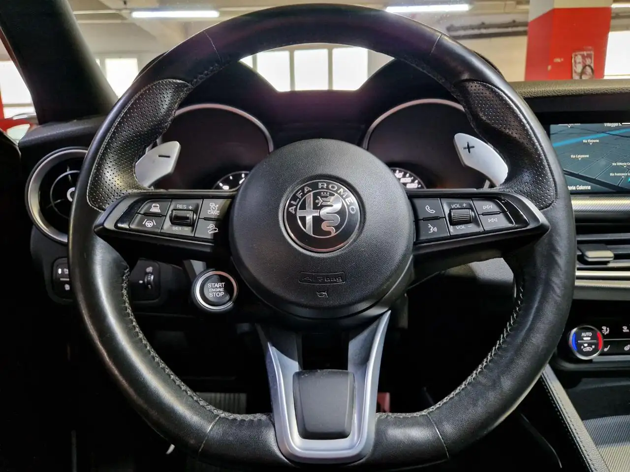 Alfa Romeo Stelvio 2022 — фото 10