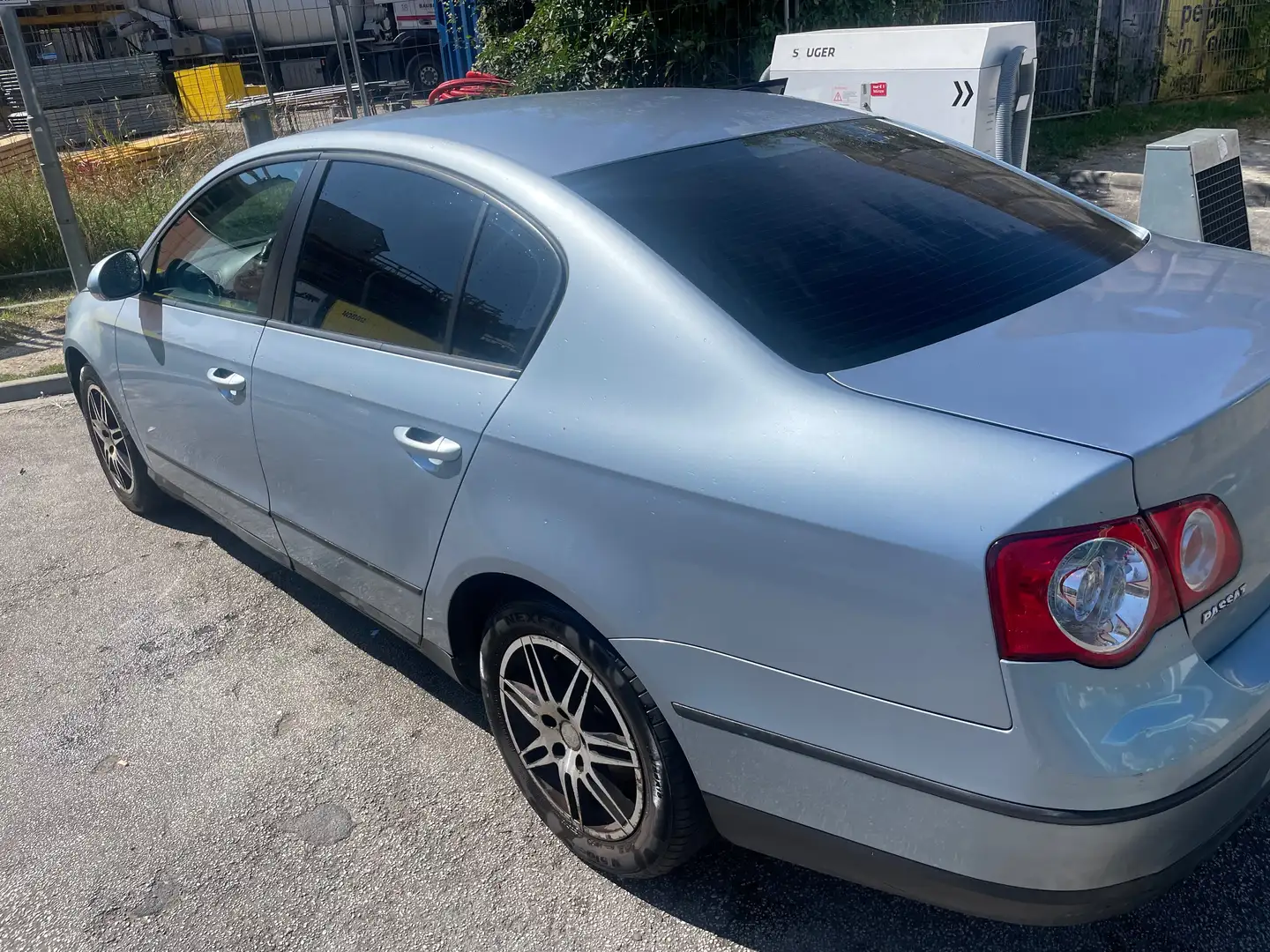 Volkswagen Passat Silber - 1