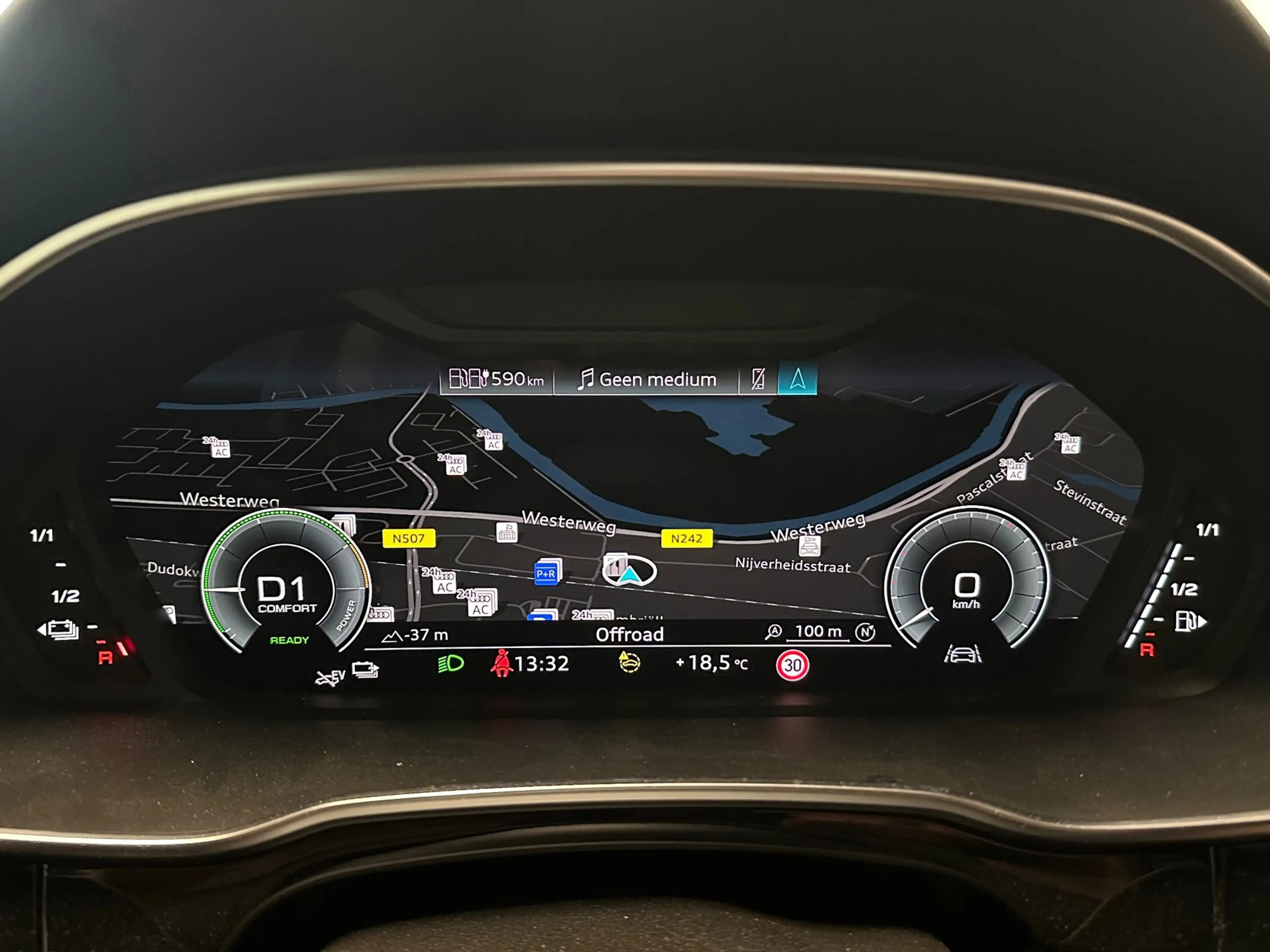 Audi Q3 Sportback 45 TFSI e S Edition | PANO | KEYLESS | B — photo 7