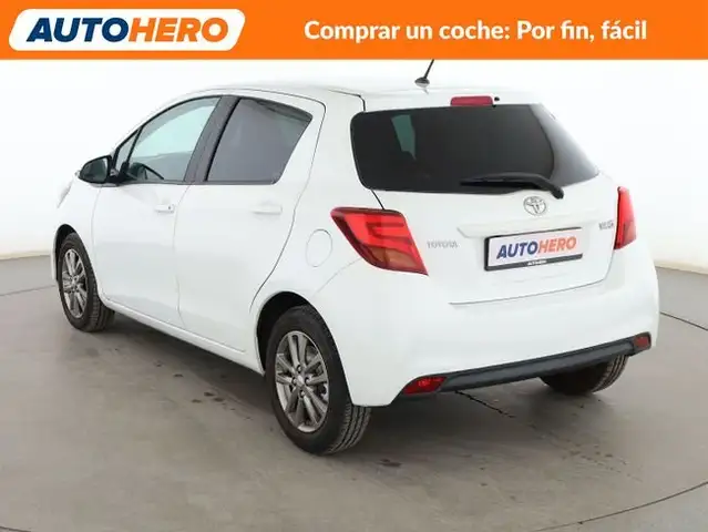 Toyota Yaris view 4
