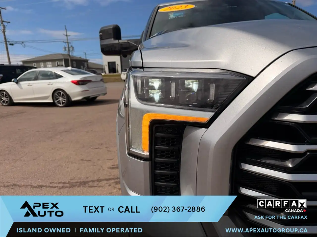 Toyota Tundra снимка Toyota Tundra