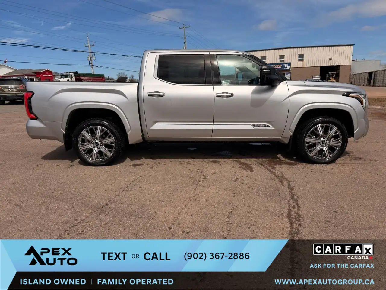 Toyota Tundra снимка Toyota Tundra
