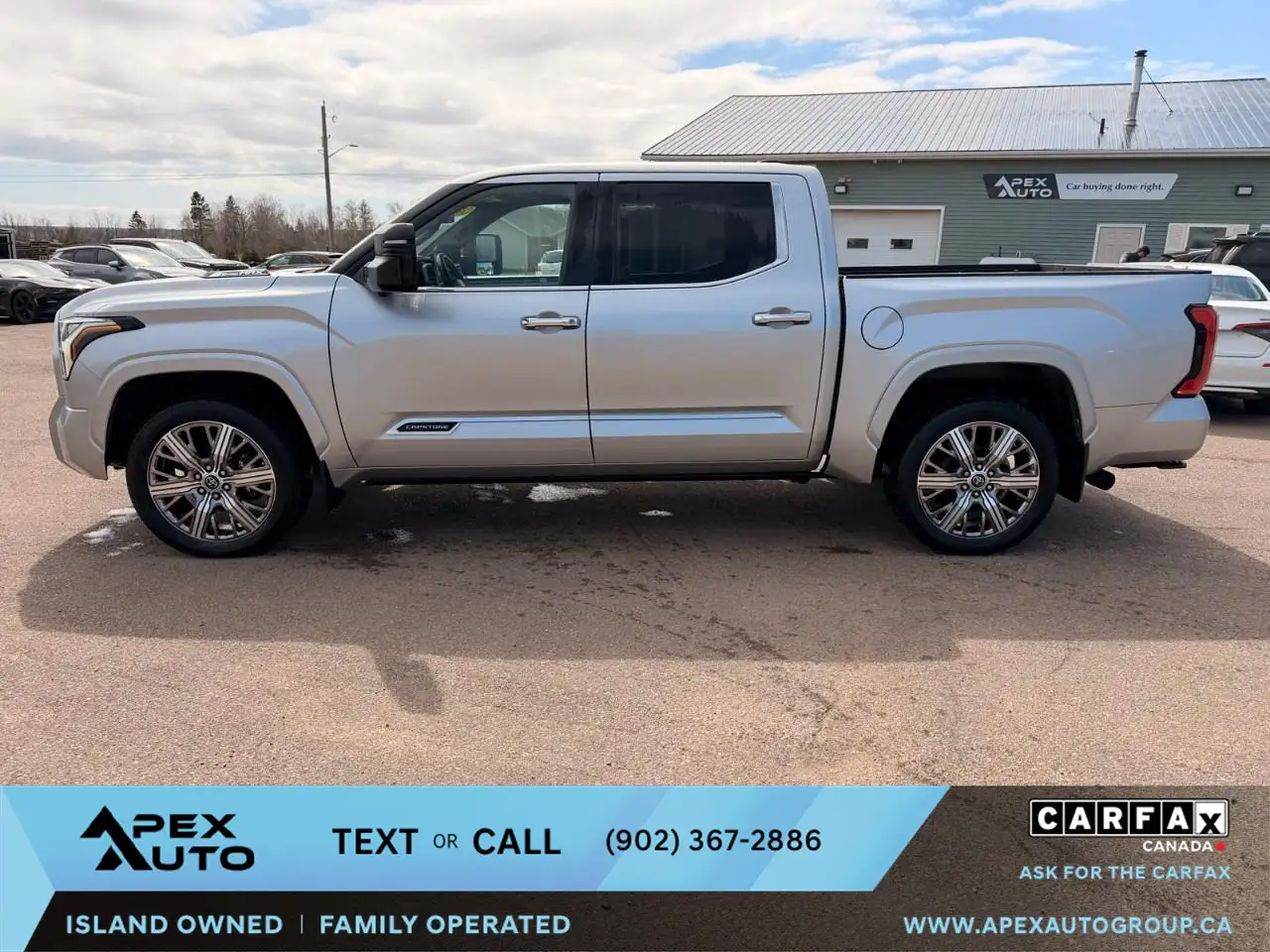 Toyota Tundra снимка Toyota Tundra
