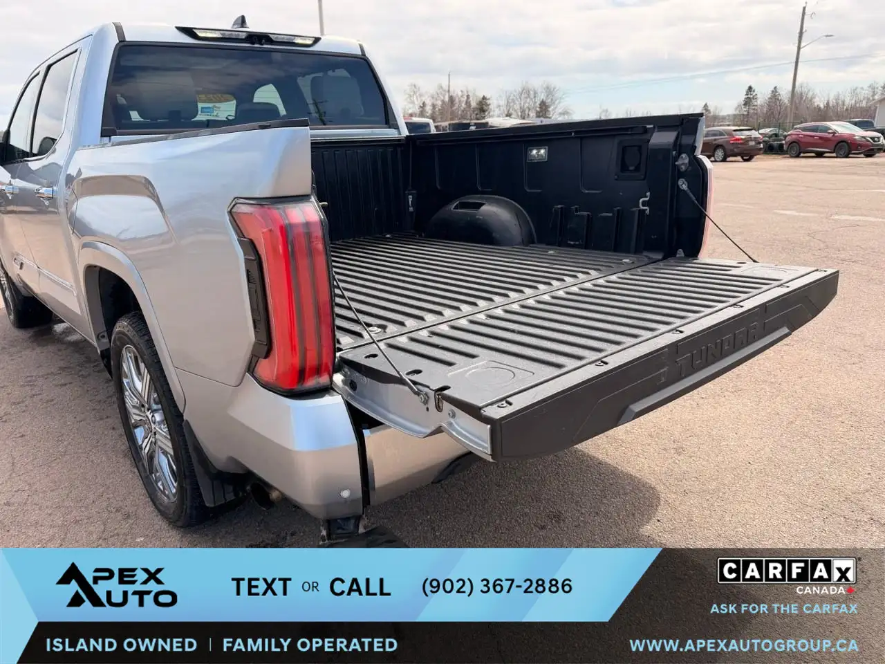 Toyota Tundra снимка Toyota Tundra