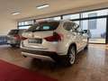 BMW X1 2.0 d sDrive/AUTMTK/1.HND/SCHKFT/PANO/NAV/TEM Silber - thumbnail 10