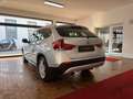 BMW X1 2.0 d sDrive/AUTMTK/1.HND/SCHKFT/PANO/NAV/TEM Silber - thumbnail 8