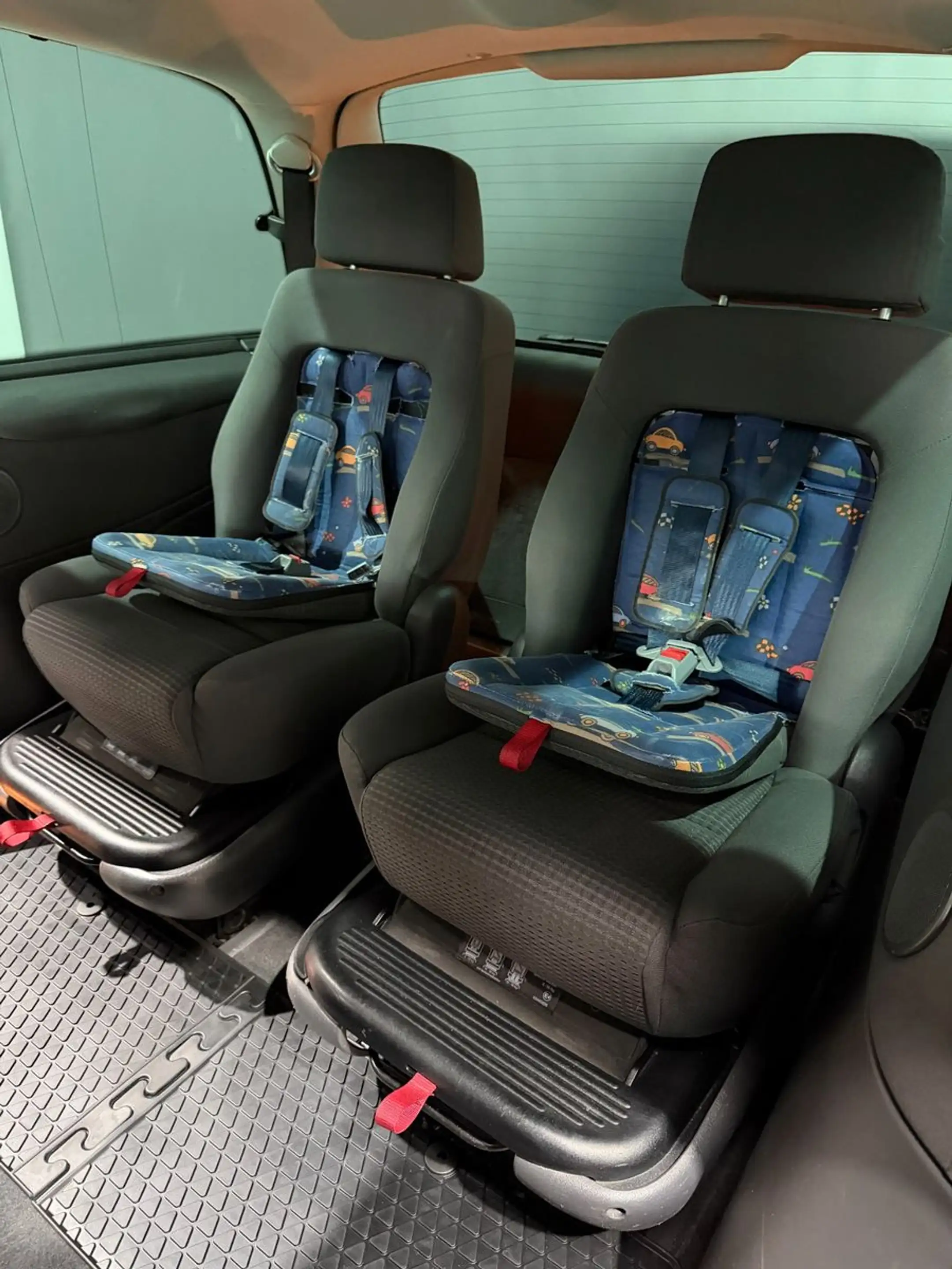 SEAT Alhambra 1.8T Aut. Vigo 7-Sitze*AHK*Tempo*Sitzh. — photo 13