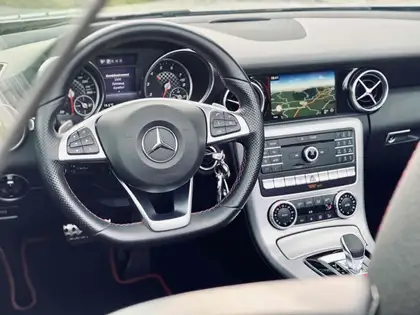 Annonce voiture d'occasion Mercedes-Benz SLC 300 - CARADIZE