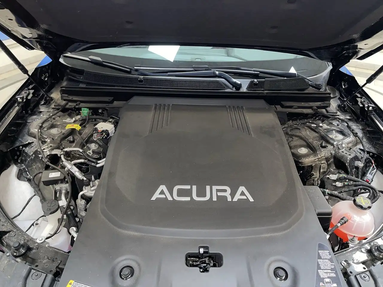 Acura ZDX снимка Acura ZDX
